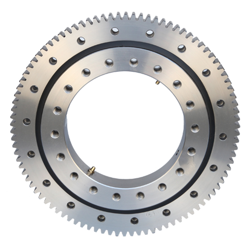 Ball slewing ring with high precision